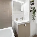 Lumineux Vue Montagne Апартаменты *